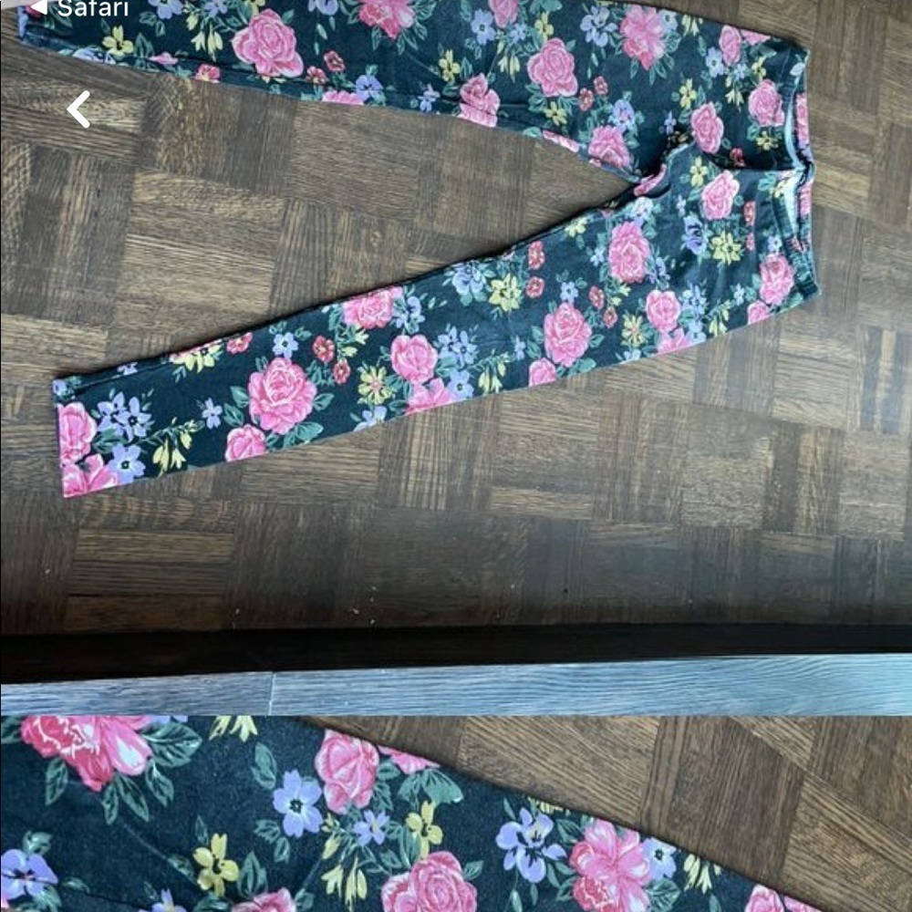 Truly Madly Deeply leggings size XS fuchsia and mix of the colors